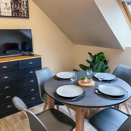 Studio Central Avec Parking Gratuit Apartman Flers